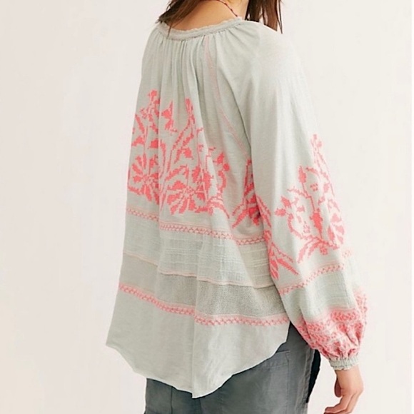 FREE PEOPLE Persuasion vibrant mint green and pink embroidered boho top like new - Picture 2 of 13